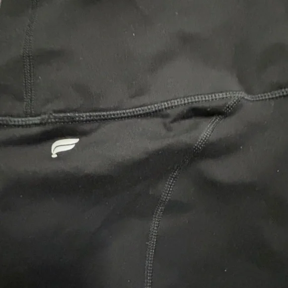 Women’s Fabletics Full Length Black Leggings Size 3XL - Picture 3 of 4
